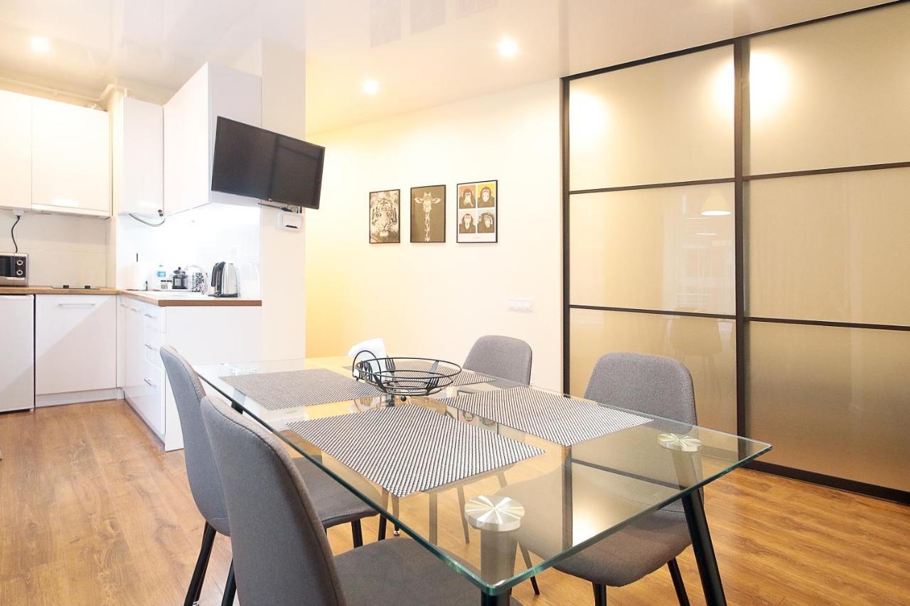 Lviv Nest Center Aparts Bagian luar foto