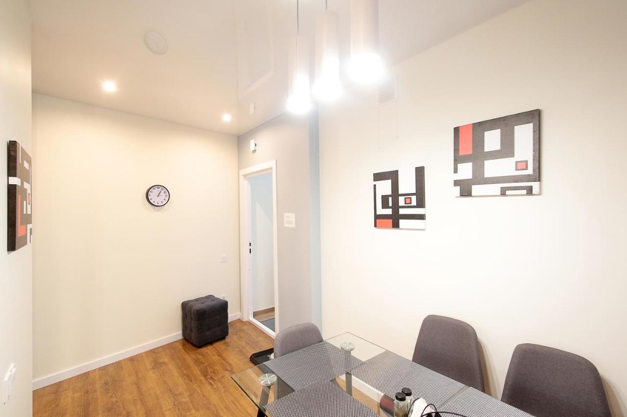 Lviv Nest Center Aparts Bagian luar foto