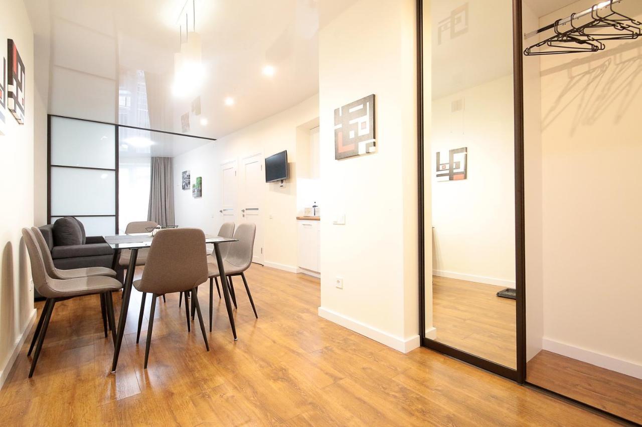 Lviv Nest Center Aparts Bagian luar foto
