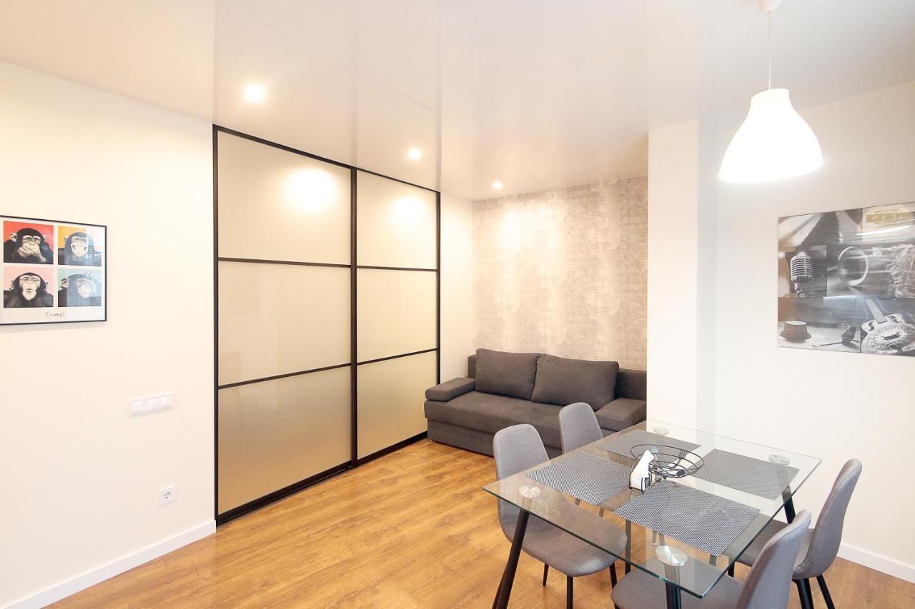 Lviv Nest Center Aparts Bagian luar foto