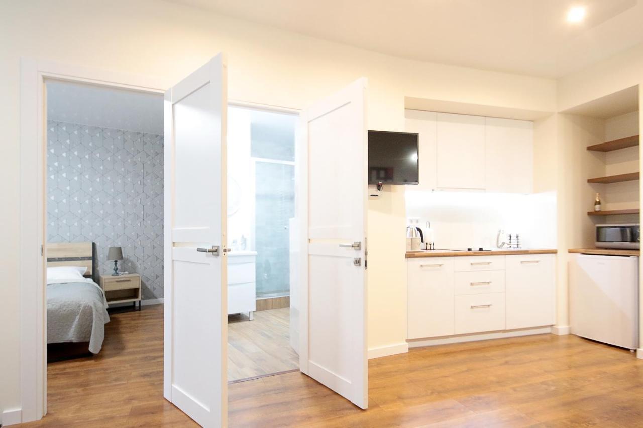 Lviv Nest Center Aparts Bagian luar foto